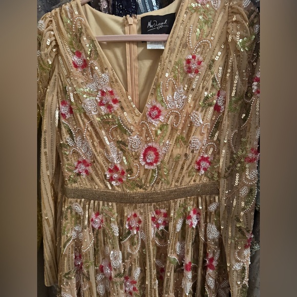 MAC DUGGAL 5580 DRESS. Size 6. Beaded V-Neck Midi Dress - Picture 7 of 8